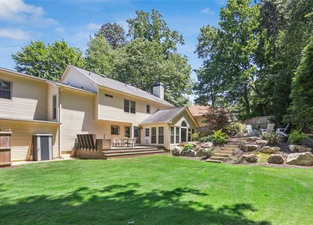 Property at 3837 Fenway Xing, Marietta, GA 30062, 4 beds, 2.5 baths