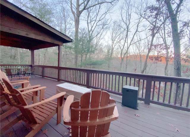 Property at 310 Highland Trl, Cleveland, GA 30528, 4 beds, 3.5 baths