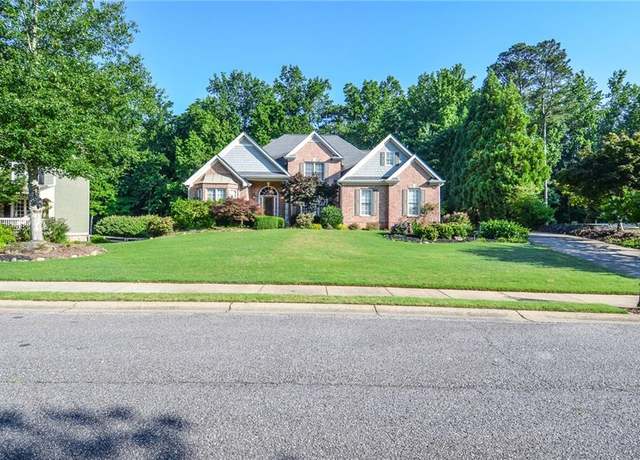 Property at 128 Laurel Ridge Dr, Alpharetta, GA 30004, 5 beds, 4 baths