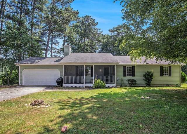Property at 2780 Highpoint Rd, Snellville, GA 30078, 3 beds, 2 baths