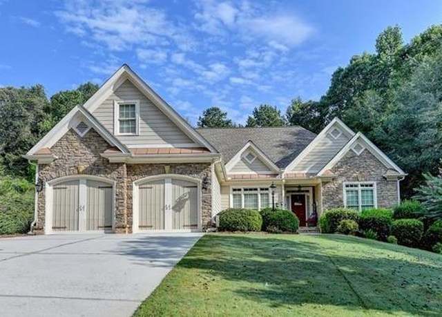 Property at 607 Richmond Pl, Loganville, GA 30052, 6 beds, 4 baths