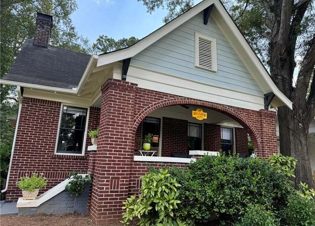 Property at 1670 Rogers Ave SW, Atlanta, GA 30310, 3 beds, 2 baths
