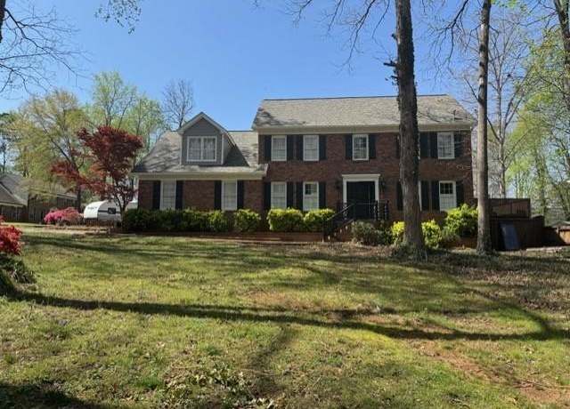 Property at 1153 Staples Dr SW, Lilburn, GA 30047, 4 beds, 2.5 baths