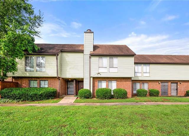 Property at 3184 Nectarine Cir, Decatur, GA 30034, 3 beds, 2 baths