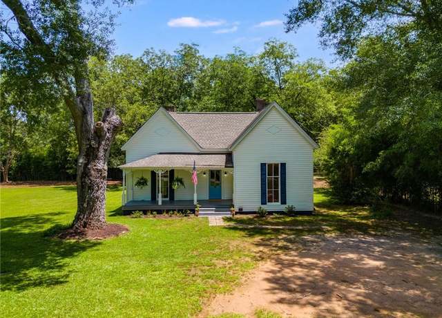 Property at 1221 Parsonage Rd, Madison, GA 30650, 3 beds, 2 baths
