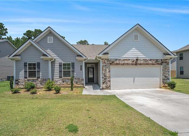 Property at 403 Crowley Dr, Calhoun, GA 30701, 3 beds, 2 baths