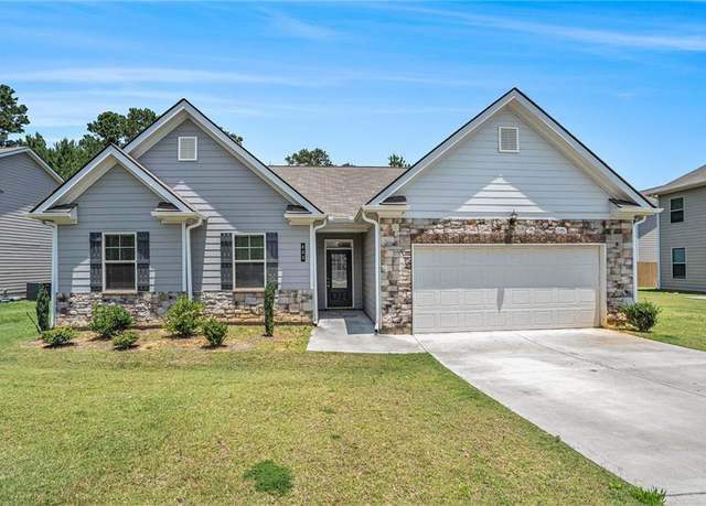 Property at 403 Crowley Dr, Calhoun, GA 30701, 3 beds, 2 baths