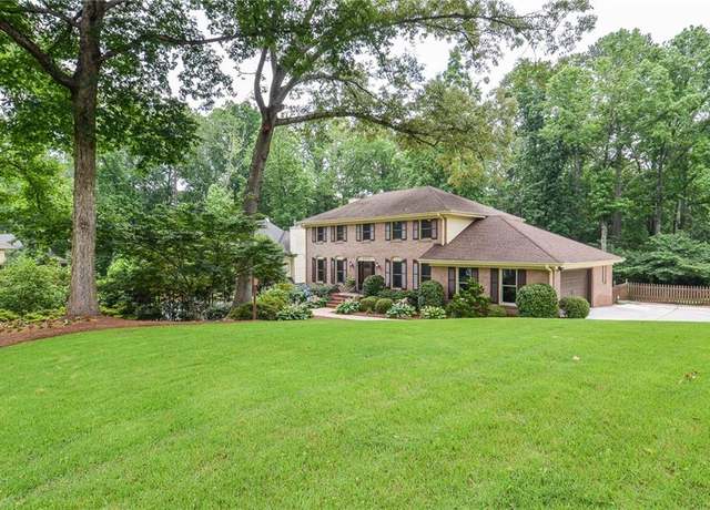 Property at 4366 Cedar Wood Dr SW, Lilburn, GA 30047, 4 beds, 2.5 baths