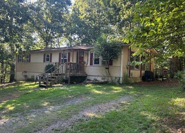 Property at 2540 Marsha Cir, Cumming, GA 30041, 3 beds, 2 baths