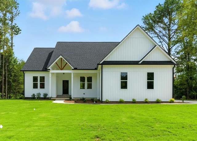 Property at 3605 Garden Lakes Pkwy NW, Rome, GA 30165, 3 beds, 2 baths