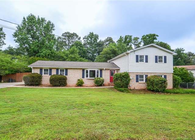 Property at 456 Harmony Grove Rd, Lilburn, GA 30047, 3 beds, 2.5 baths