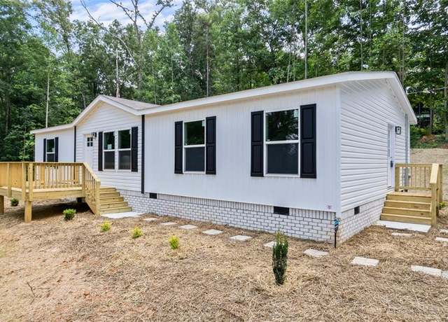 Property at 940 Essic Rd, Ball Ground, GA 30107, 3 beds, 2 baths