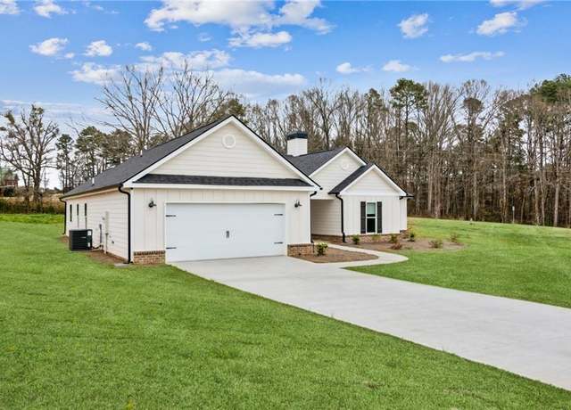 Property at 69 Advent Dr, Winder, GA 30680, 4 beds, 2.5 baths