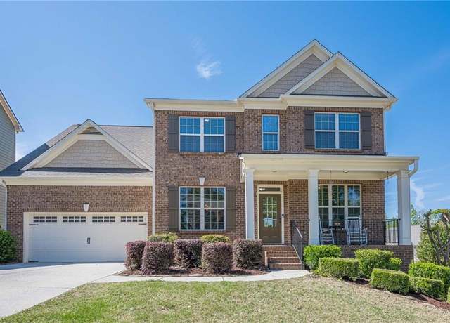 Property at 1060 Crescent Ridge Dr, Buford, GA 30518, 4 beds, 2.5 baths
