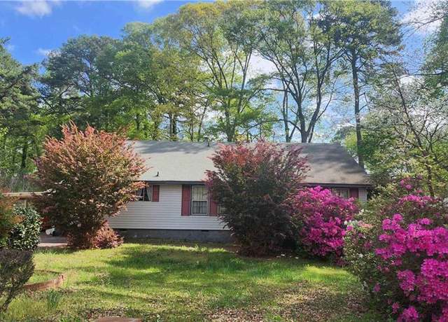 Property at 402 Emmett St, Riverdale, GA 30165, 3 beds, 2 baths