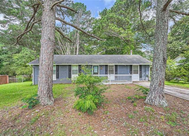 Property at 62 Sunny Ln, Villa Rica, GA 30180, 3 beds, 1.5 baths