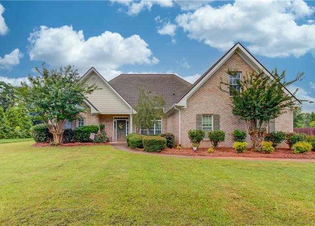 Property at 184 Station Dr, Pendergrass, GA 30567, 3 beds, 3 baths