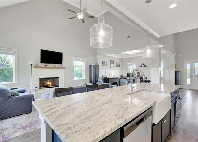 Property at 306 Northgate Preserve Drive Dr, Newnan, GA 30265, 4 beds, 3.5 baths