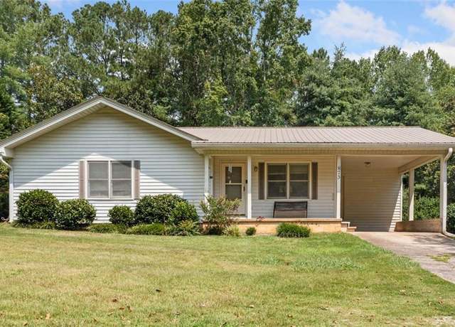 Property at 1873 Thompson Rd, Dawsonville, GA 30534, 3 beds, 1.5 baths