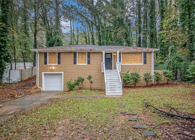 Property at 245 E Simon Ter NW, Atlanta, GA 30318, 5 beds, 2 baths