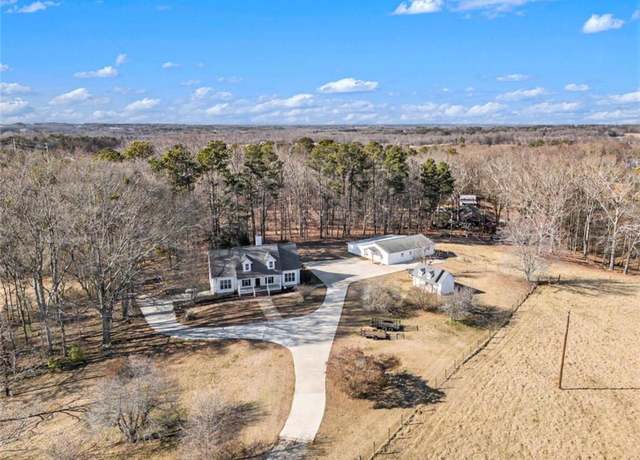 Property at 295 W 5 Hwy, Roopville, GA 30170, 4 beds, 3 baths