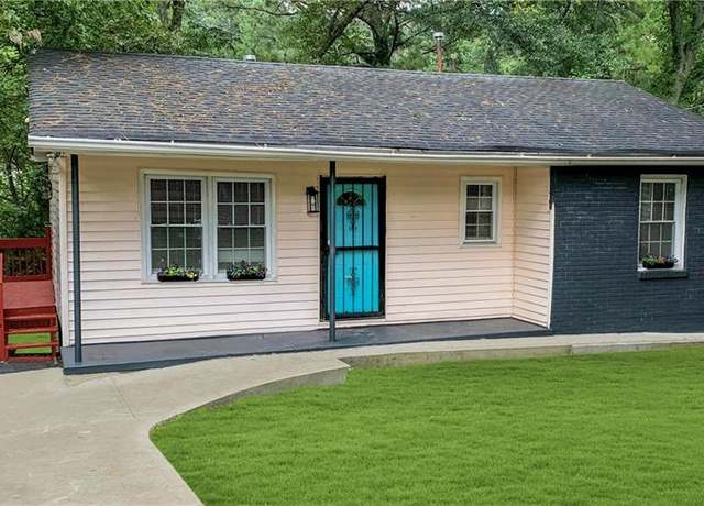 Property at 1551 Ferno Dr NW, Atlanta, GA 30318, 3 beds, 1 bath