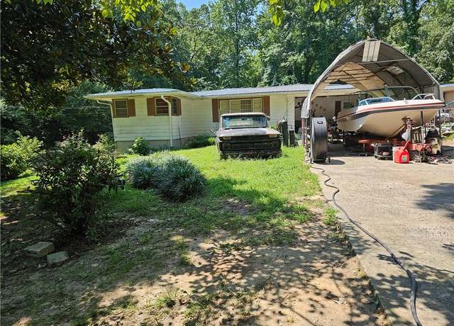 Property at 3476 Cooper St, Lithia Springs, GA 30122, 3 beds, 2 baths