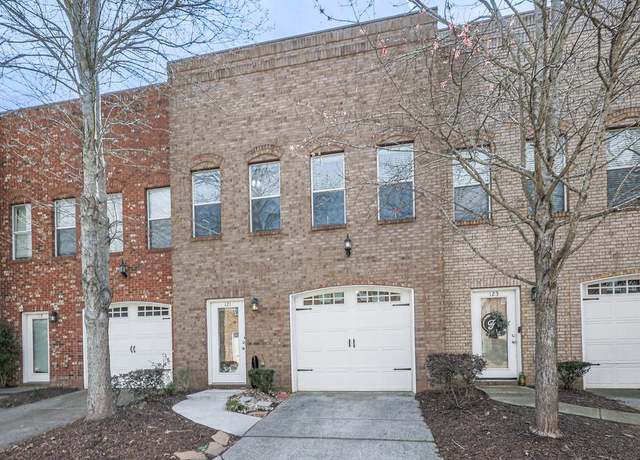 Property at 121 Riverwatch Ct, Canton, GA 30114, 3 beds, 2.5 baths