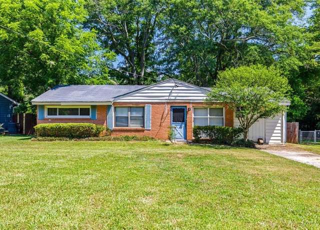 Property at 3026 Brook Dr, Decatur, GA 30033, 3 beds, 1 bath
