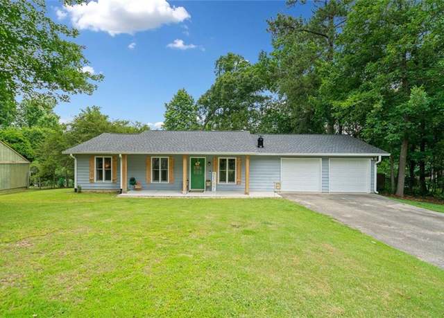 Property at 130 Sunnybrook Ln, Woodstock, GA 30188, 3 beds, 2 baths