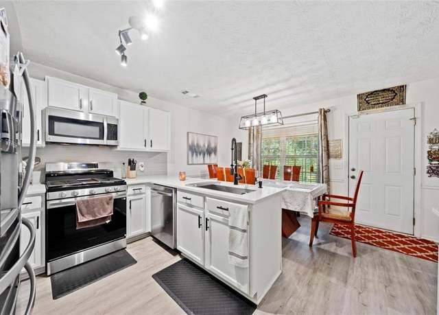 Property at 2575 Kentshire Way, Lawrenceville, GA 30044, 3 beds, 2.5 baths