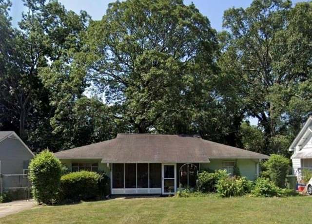 Property at 818 SW Braddock St SW, Atlanta, GA 30310, 3 beds, 2 baths