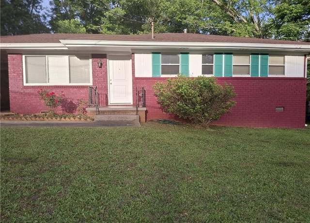 Property at 947 Meadow Rock Dr, Stone Mountain, GA 30083, 3 beds, 1.5 baths