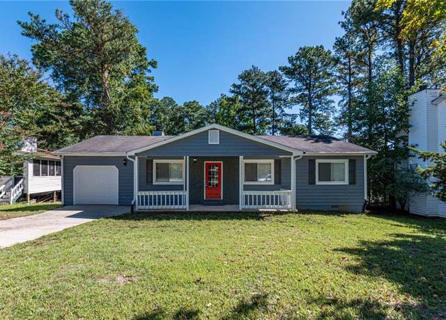 Property at 7536 Old South Ln, Jonesboro, GA 30236, 3 beds, 2 baths