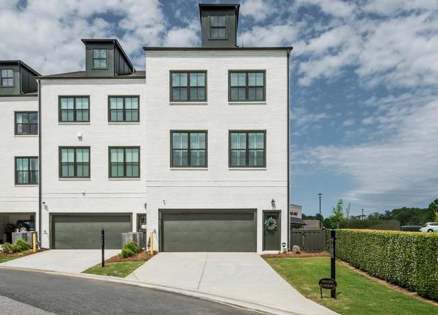 Property at 6895 Whitman Walk, Alpharetta, GA 30005, 4 beds, 3.5 baths