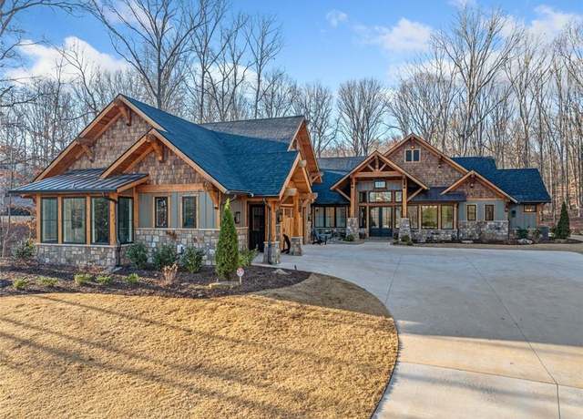 Property at 4581 Fawn Path, Gainesville, GA 30506, 4 beds, 4.5 baths