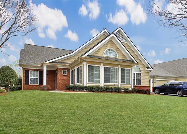 Property at 1107 Sweet Apple Cir, Alpharetta, GA 30004, 2 beds, 2 baths