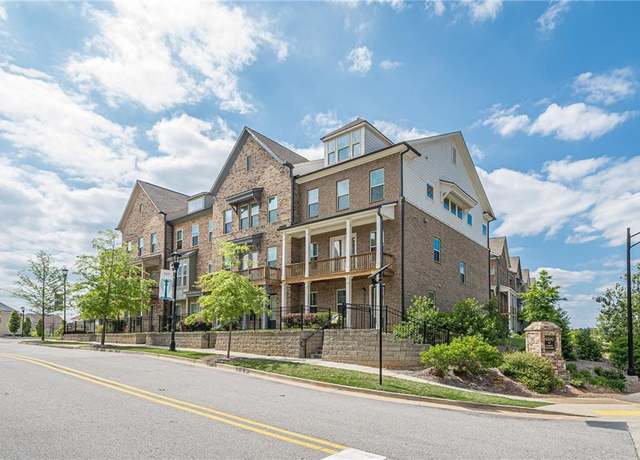 Property at 5005 Shay Town Ln, Peachtree Corners, GA 30092, 3 beds, 3.5 baths