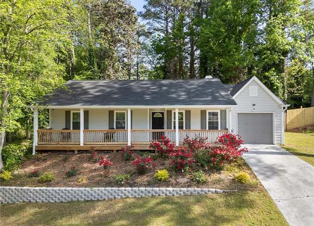 Property at 874 Fox Valley Dr, Stone Mountain, GA 30088, 3 beds, 2 baths