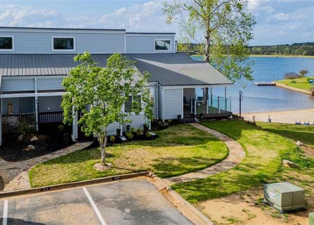 Property at 277 Clearview Ct, Villa Rica, GA 30180, 2 beds, 2 baths