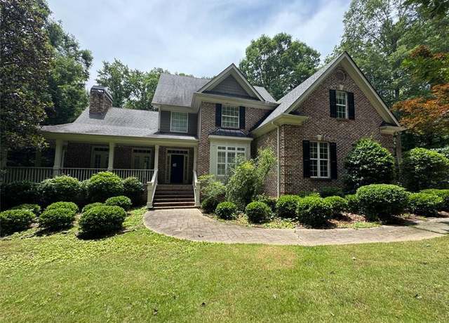 Property at 2956 Loch Lomond Dr, Conyers, GA 30094, 7 beds, 4.5 baths