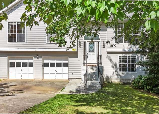 Property at 3075 Dogwood Creek Pkwy, Duluth, GA 30096, 5 beds, 3 baths