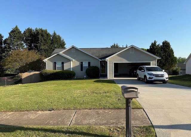 Property at 221 Huntington Dr, Mcdonough, GA 30253, 3 beds, 2 baths