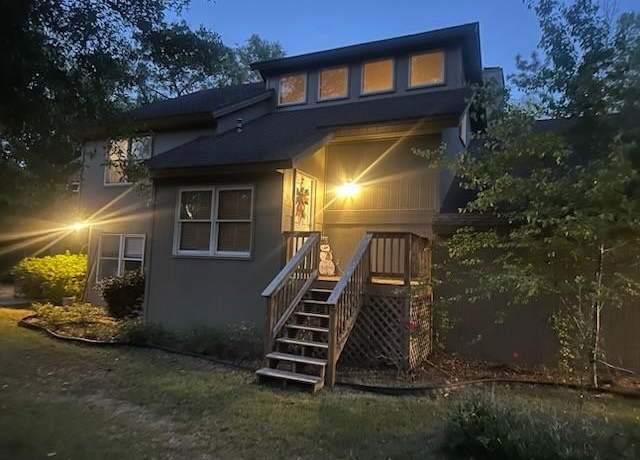 Property at 3548 River Chase Dr, Valdosta, GA 31602, 4 beds, 3.5 baths