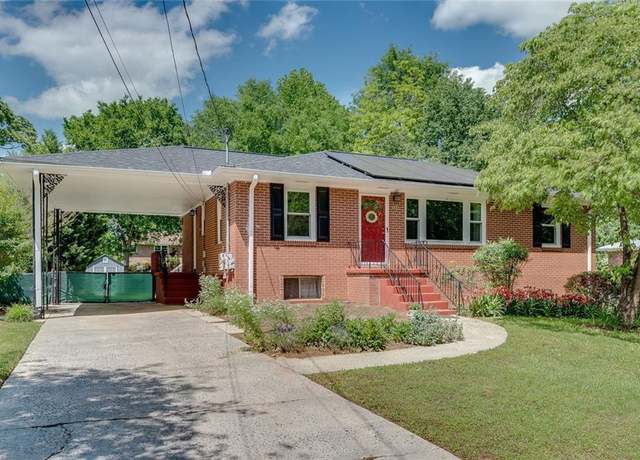 Property at 243 Woodview Ln, Smyrna, GA 30082, 3 beds, 2.5 baths