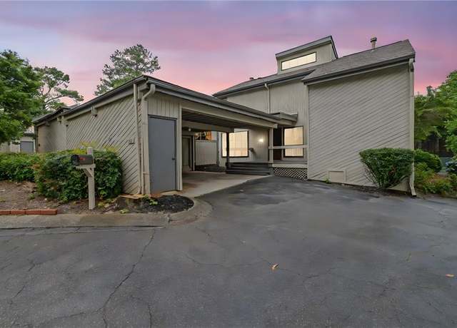 Property at 683 Highland Ct, Marietta, GA 30068, 4 beds, 4 baths