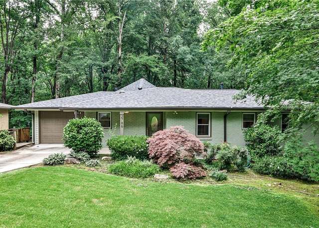 Property at 2786 Overlook Dr NE, Atlanta, GA 30345, 4 beds, 4 baths