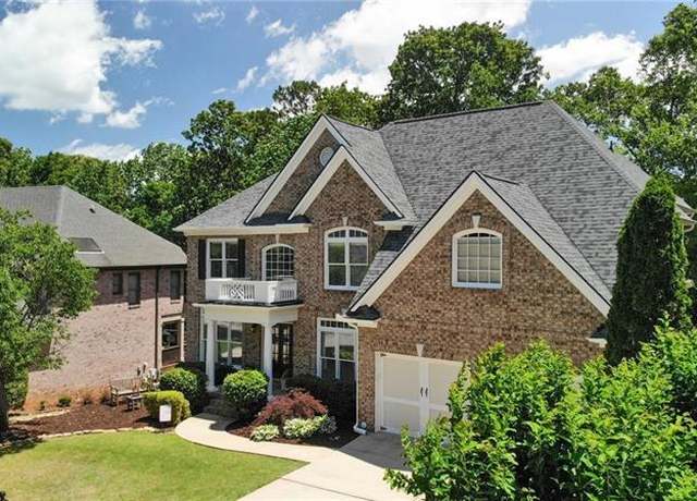 Property at 5059 Belair Bluff Ct SE, Smyrna, GA 30126, 6 beds, 5 baths