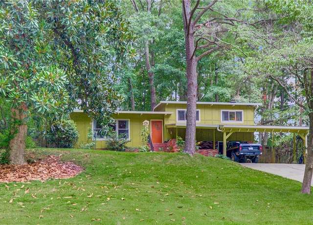 Property at 666 Collingwood Dr, Decatur, GA 30032, 3 beds, 2.5 baths