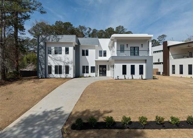 Property at 4031 Oak Forest Cir, Marietta, GA 30062, 4 beds, 4 baths